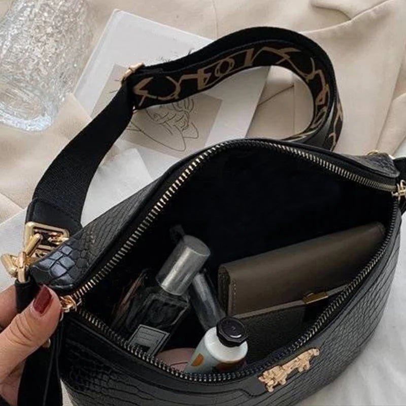 Luxurious Gold-detail Fanny Pack for Daily Outings Stylish Croc-texture Compact Lightweight Versatile Casual Waist Bag