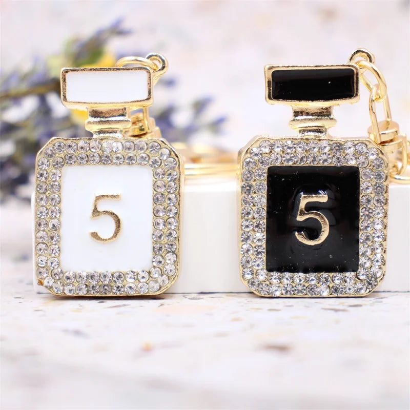 Creative Perfume Bottle Keychain Women Bag Charm Crystal Rhinestone Key Chain Ring Fashion Key Holder Car Keyrings Trinket