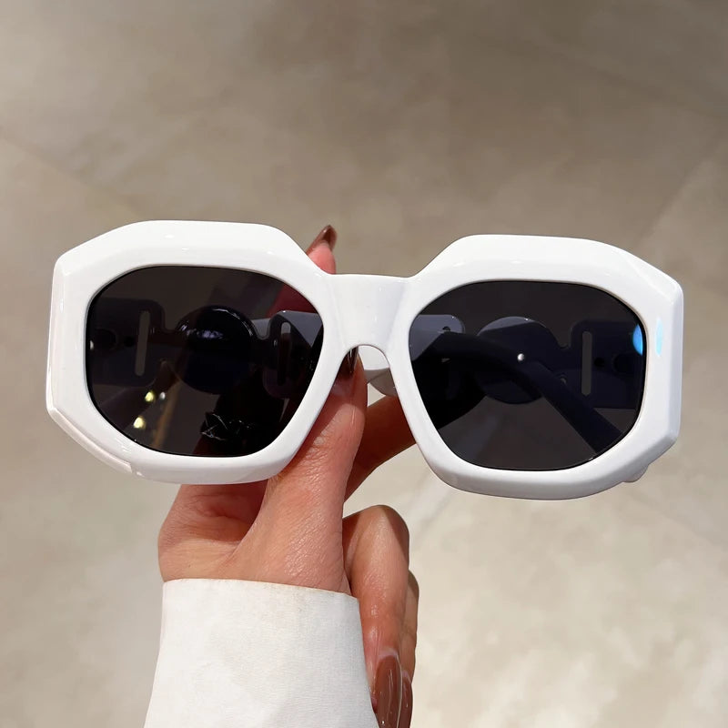 KAMMPT Oversized Square Sunglasses – Vintage Gradient UV400 Eyewear