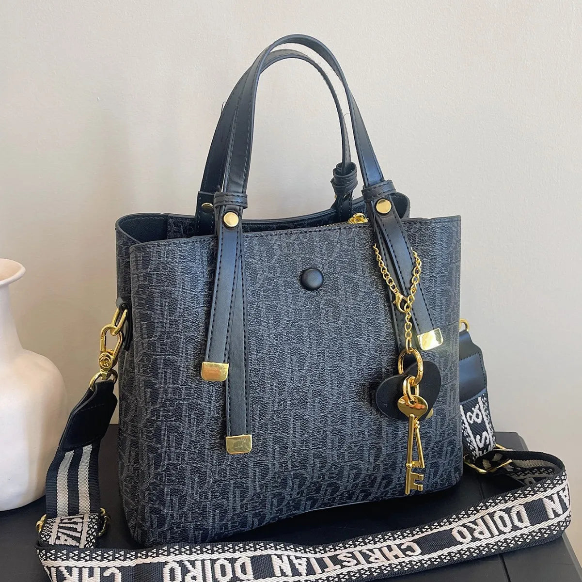 2026 Trendy Monogram Bucket Bag, Spacious Elegant All-Match Design, Hot-Selling Handheld & Shoulder Bag