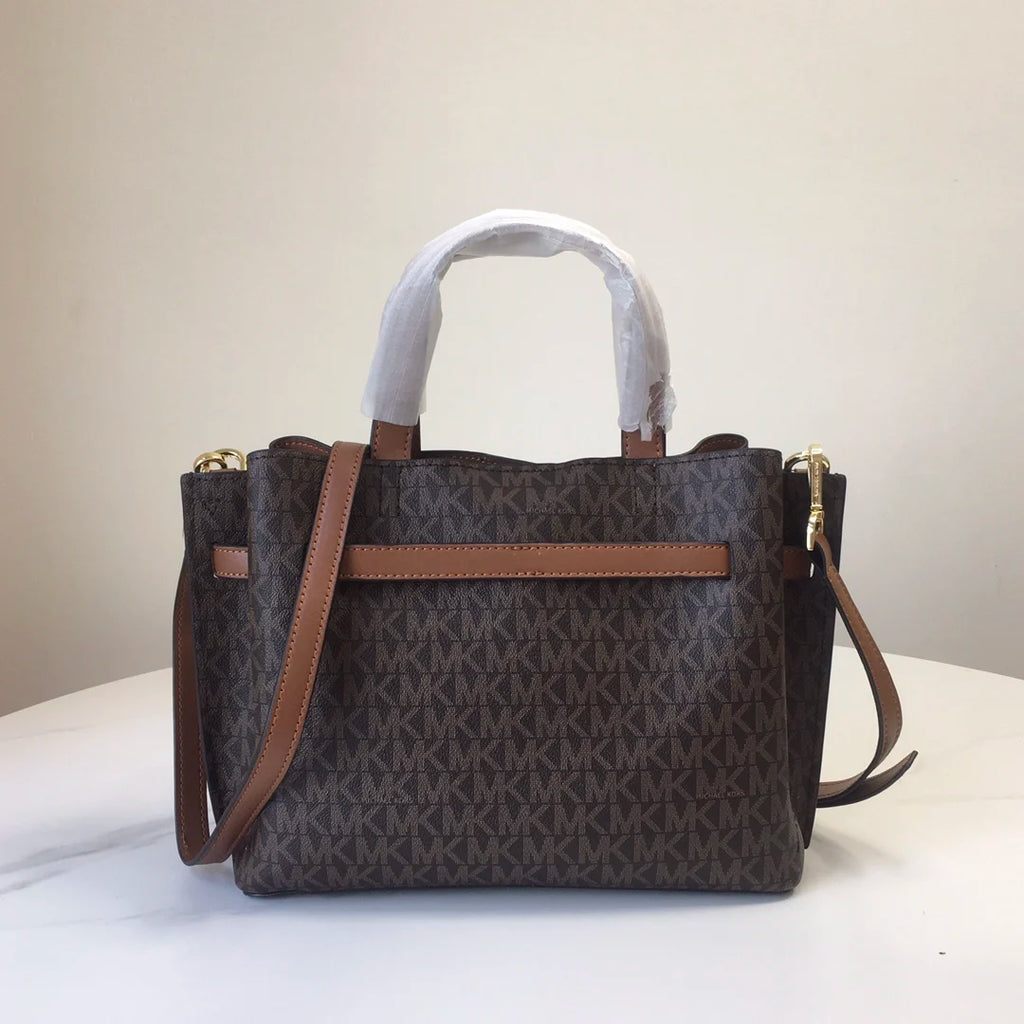 Classic Design Large Capacity Tote Bag – Luxury-Inspired Fashion Shoulder Bag for Women in 6 Colors