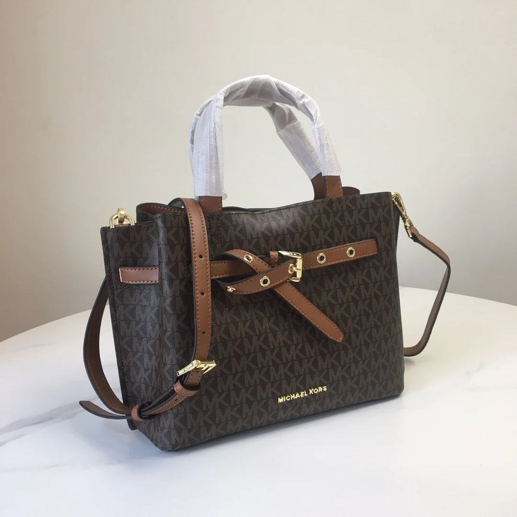 Classic Design Large Capacity Tote Bag – Luxury-Inspired Fashion Shoulder Bag for Women in 6 Colors